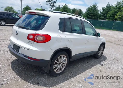 2009 Volkswagen Tiguan Sel from USA, damaged, VIN WVGBV75N59W528596